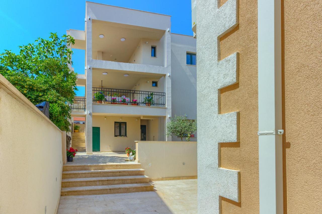 Villa" Arijana 2" Slatine Exterior foto